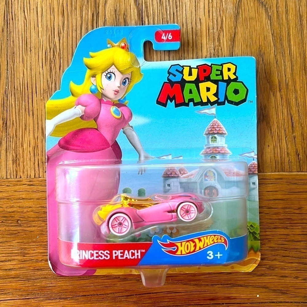 Super Mario Hot Wheels Peach